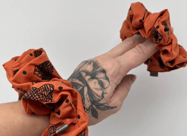 Scrunchie Haargummi orange Herz